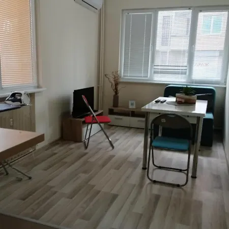 Relax At The Heart Of Apartament Burgas